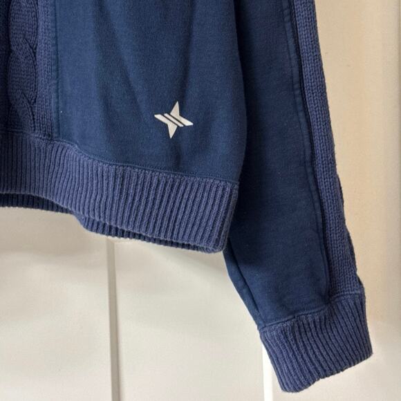 Tuckernuck Navy Cable Knit Crewneck Sweater Women’s XL *EUC - Picture 4 of 11